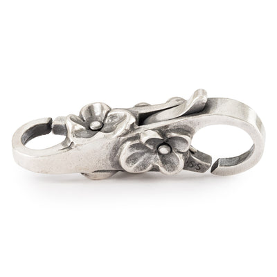 Exhale Bracelet, Clasp