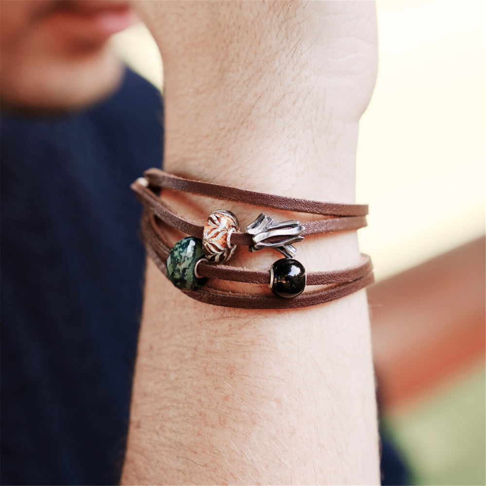 Leather bracelets – Trollbeads A/S