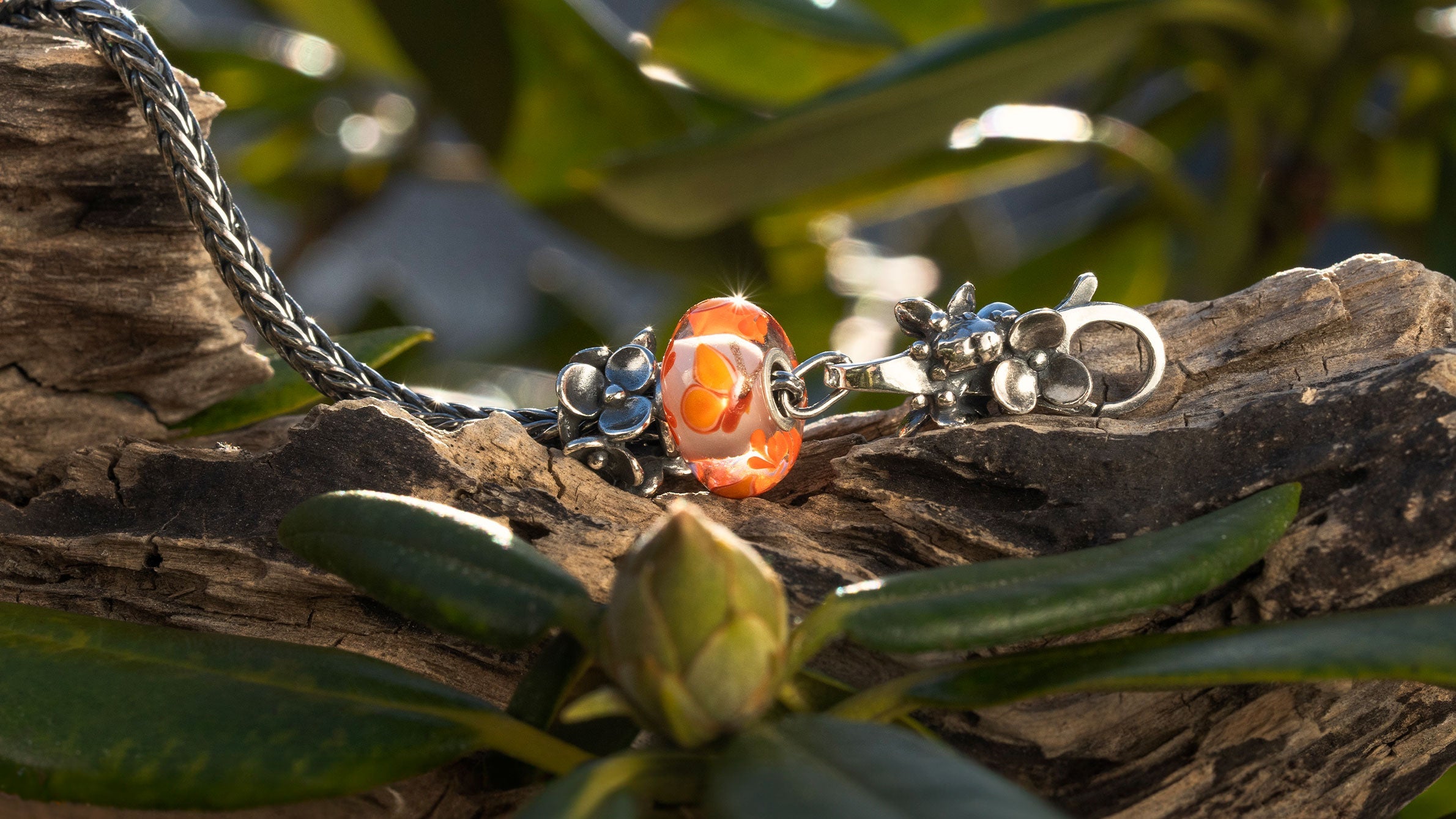Trollbeads limited-edition Blomsterfe armbånd forår 2024