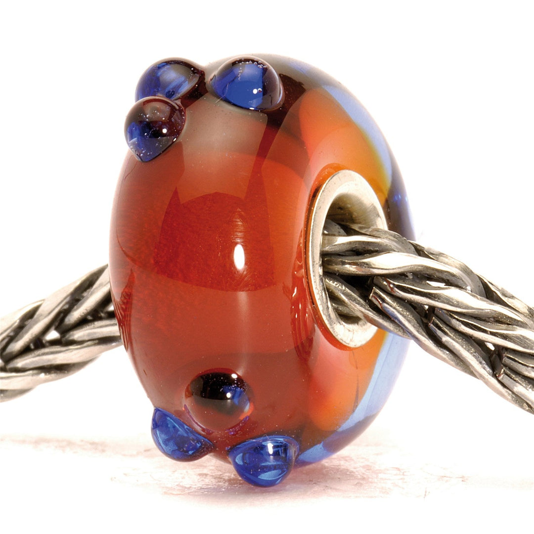 TROLLBEADS エイジレスビューティ フラワー ブルー系 Blue Flower Bud Bead – Trollbeads